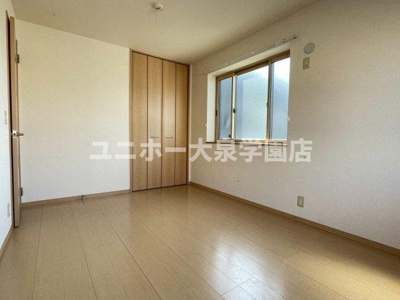 【寝室】 | アイランド・Ｆ