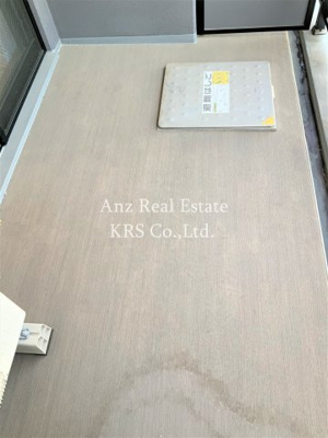 【バルコニー】 | クレストコート靱公園 | 充分なスペースのあるバルコニーです！