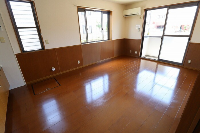 ドミール・シャルマンDの居間・リビング|リビング