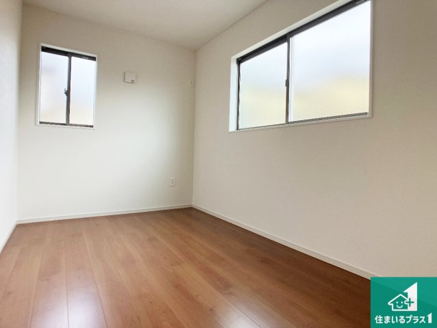 加古川市加古川町中津　第19期　新築一戸建ての洋室|シンプルな洋室は、自分好みのインテリアが楽しめます♪ご家族とインテリアや家具を選びに行くのは新築購入時の醍醐味の一つです。ぜひお楽しみください♪