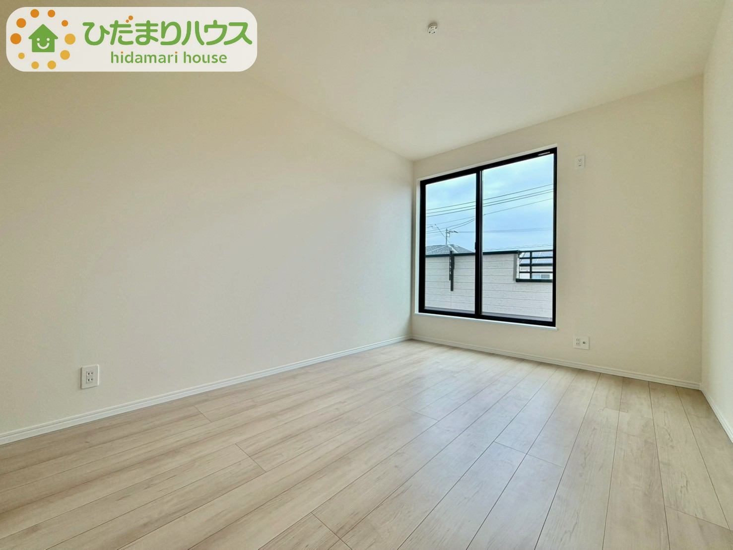 野田山崎2工区　新築戸建　2-F号棟の洋室|バルコニーに面していて、たっぷり光りの入る明るい子供部屋です！								
