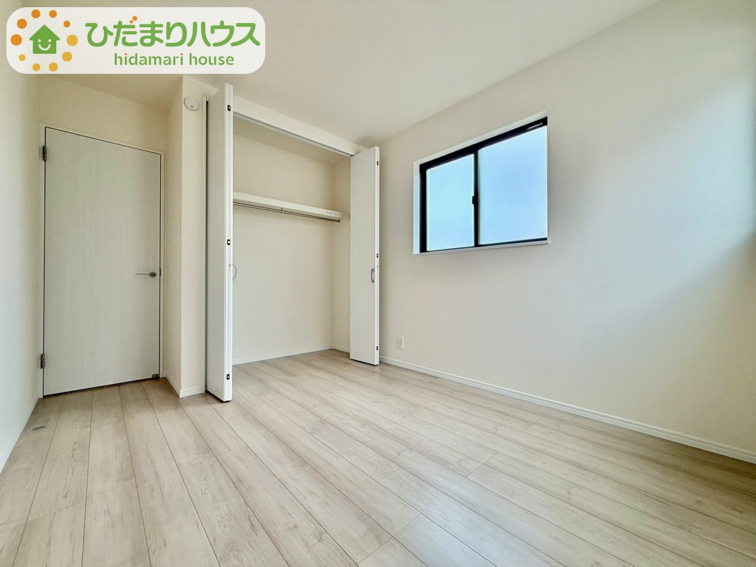 野田山崎2工区　新築戸建　2-F号棟の洋室|居室にゆとりが持てる大収納クローゼット付き♪					
