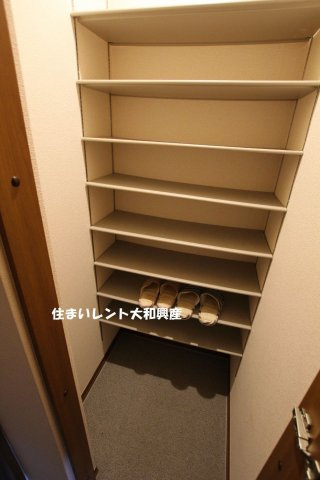 ヴィーブル草薙の収納