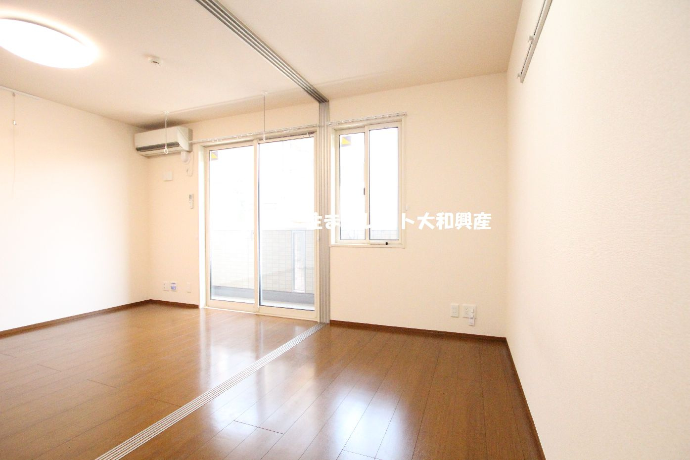 ヴィーブル草薙の居間・リビング