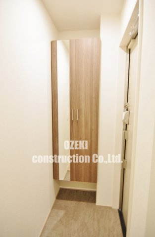 エンテスカリオンの玄関