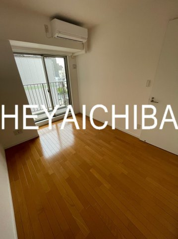 ボンナチュール入谷の寝室