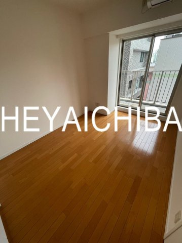 ボンナチュール入谷の寝室