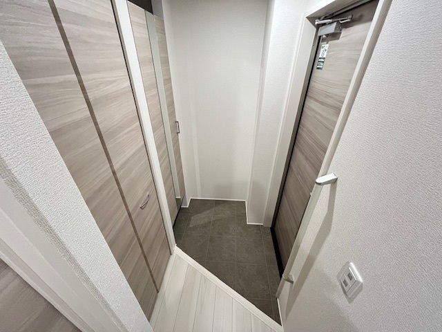 D-residence西野の玄関