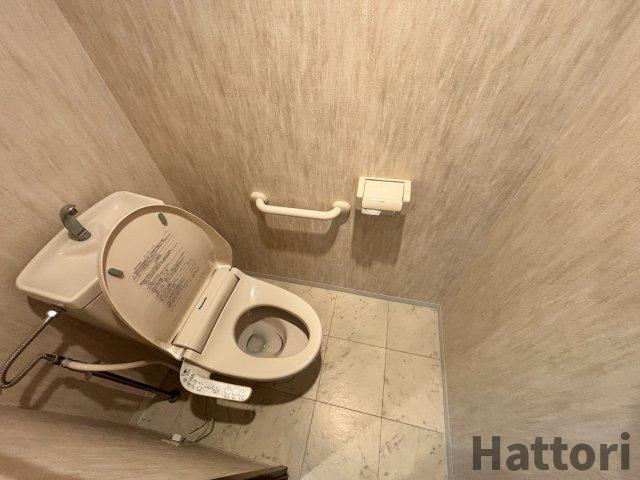 トゥールモンド森のトイレ