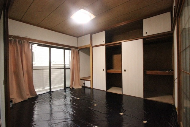 下田アパートの和室