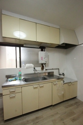 下田アパートのキッチン