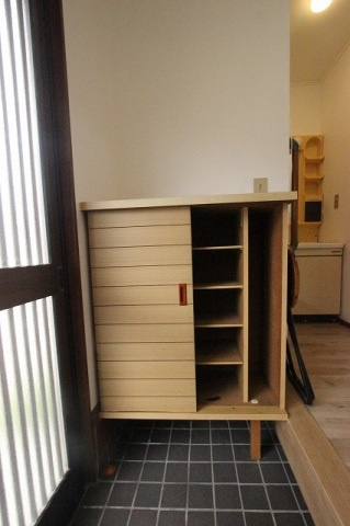 下田アパートの玄関