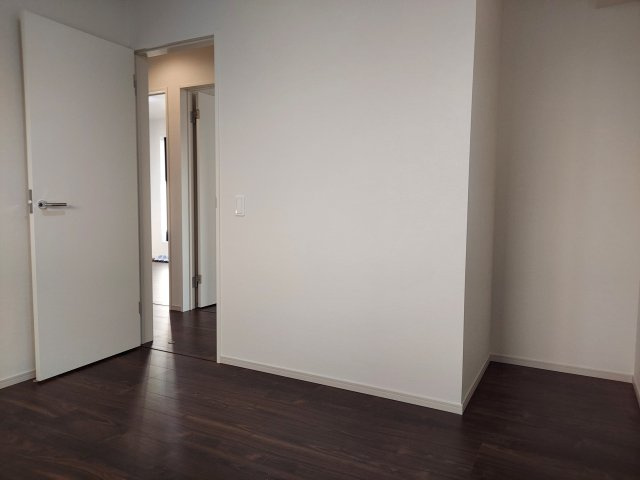 宝塚市南ひばりガ丘1丁目新築一戸建の洋室|2階洋室約5.7帖