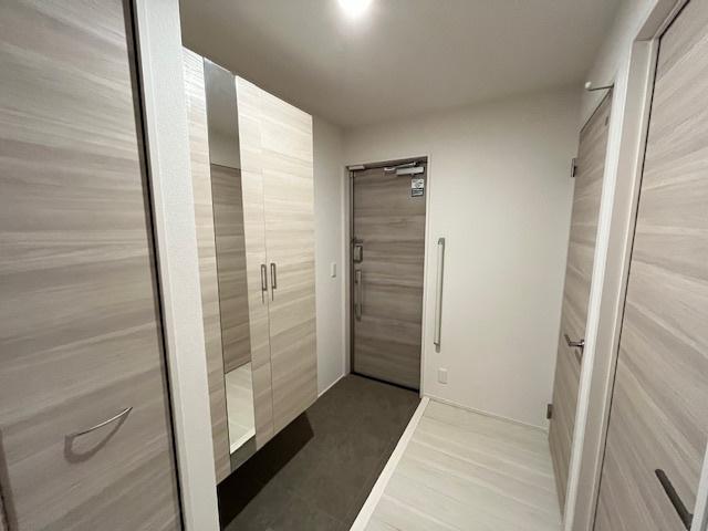 D-residence西野の玄関