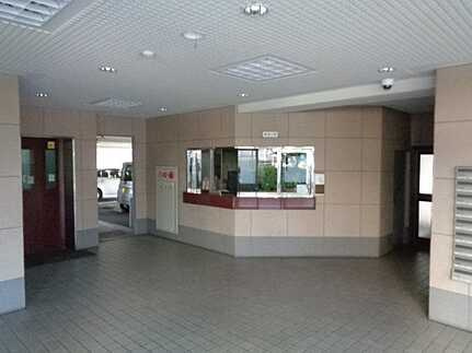 パルハイツ広のエントランス