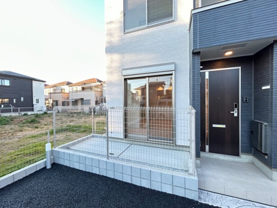 【庭】 | アンブレラ | 専用庭