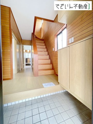 【玄関】 | 熊谷市拾六間　中古住宅   | 現地(2026年4月撮影)