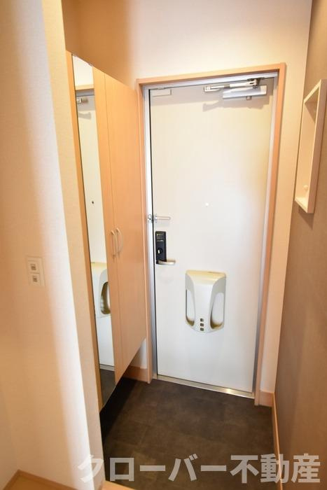 アリエッタ B棟の玄関|玄関