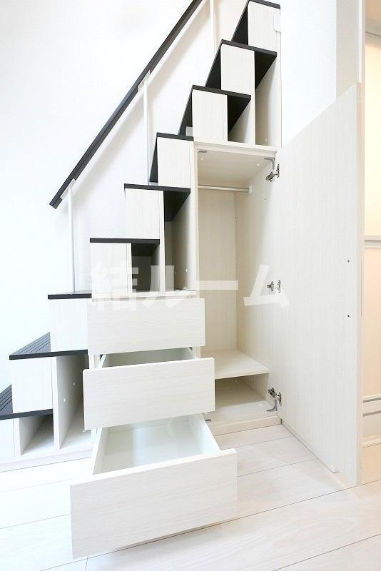 板橋区仲宿のアパートの収納