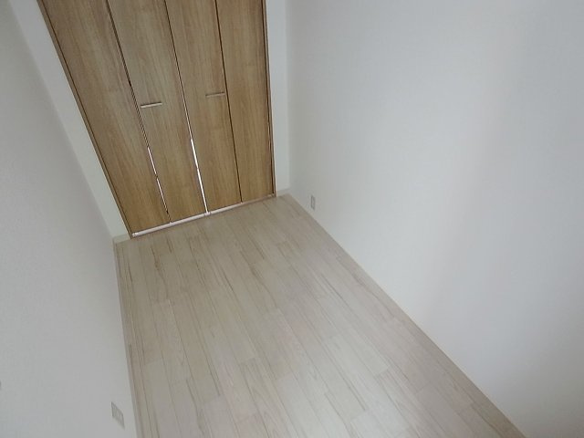 マンション平和の内装|洋室3帖のお部屋です