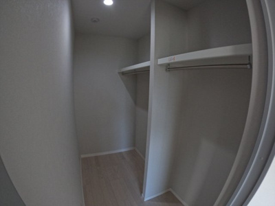 【収納】 | Golden Valley V棟