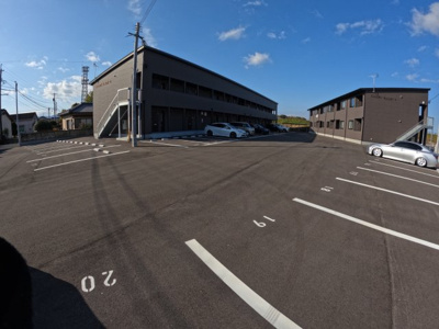 【駐車場】 | Golden Valley V棟