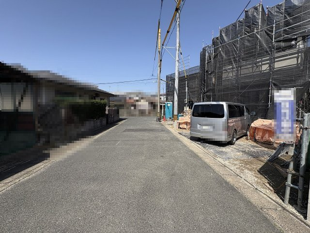 【その他】 | 福岡市南区警弥郷2丁目3期　1号棟（全2棟）【仲介手数料無料・0円】 | 現地写真。前面道路です。