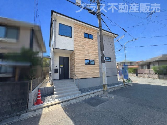 【外観】 | 福岡市南区警弥郷2丁目3期　1号棟（全2棟）【仲介手数料無料・0円】 | 現地写真。同じ物件を見るなら、プラス不動産販売にお任せ下さい。