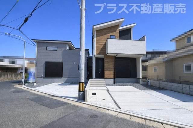 【外観】 | 福岡市南区警弥郷2丁目3期　1号棟（全2棟）【仲介手数料無料・0円】 | 現地写真。プラス不動産販売なら、現場の全ての棟をまとめてご見学頂けます。