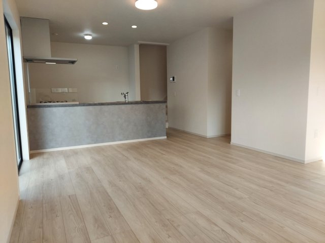 宝塚市南ひばりガ丘1丁目新築一戸建の居間・リビング