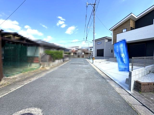 【その他】 | 福岡市南区警弥郷2丁目3期　2号棟（全2棟）【仲介手数料無料・0円】 | 現地写真。前面道路です。