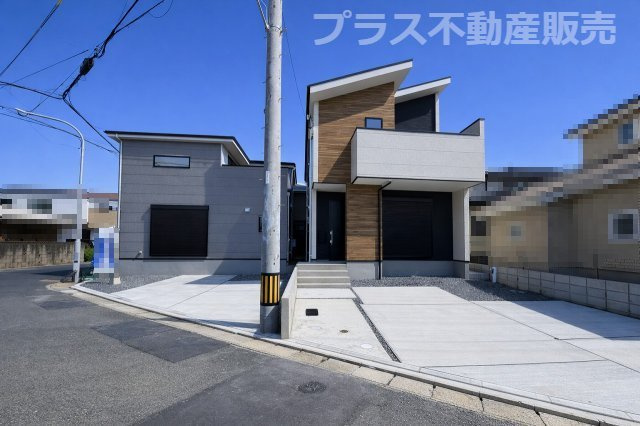【外観】 | 福岡市南区警弥郷2丁目3期　2号棟（全2棟）【仲介手数料無料・0円】 | 現地写真。プラス不動産販売なら、現場の全ての棟をまとめてご見学頂けます。