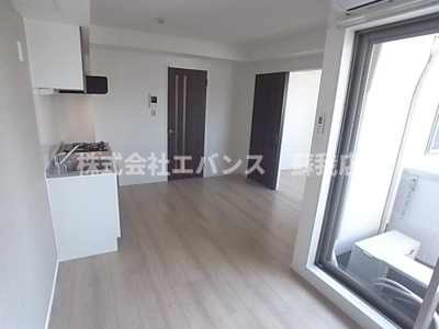 【居間・リビング】 | Toastina新宿 | 使いやすいリビングです