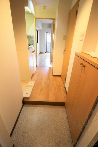ラナップスクエア天満プライムの玄関