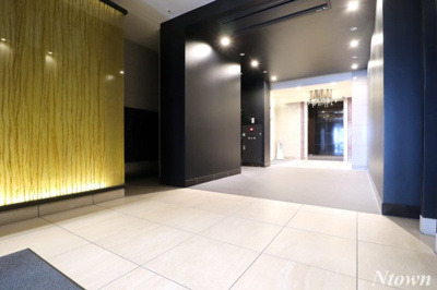 【ロビー】 | カスタリア新栄II | 建物の内部です