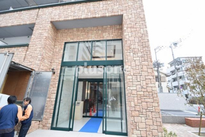 【エントランス】 | スプランディッド難波