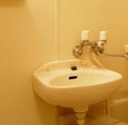 アグラードの洗面所