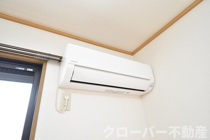コウジィーコート前川の洋室|北洋室エアコン