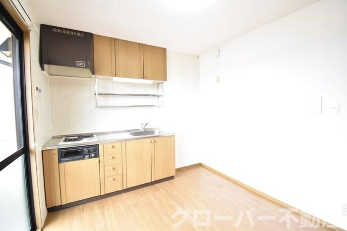 コウジィーコート前川の居間・リビング|ＤＫ６帖