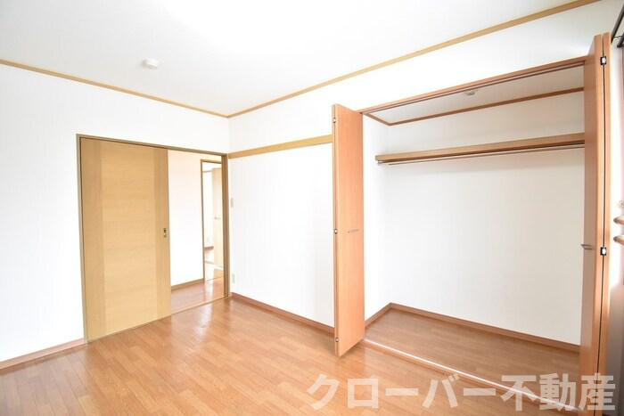 コウジィーコート前川の洋室|北洋室６帖