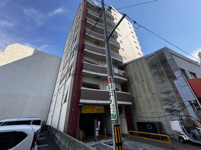 的場Yビルの外観