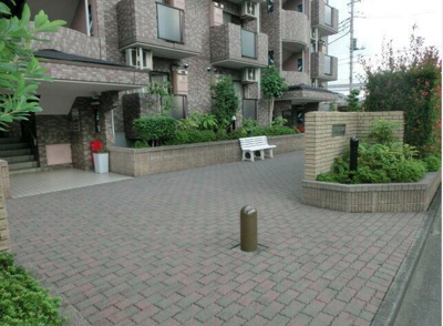 【ロビー】 | リヴェール高幡６