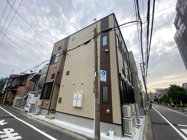 Ｅｍｉｎｅｎｃｅ　Ⅰの外観