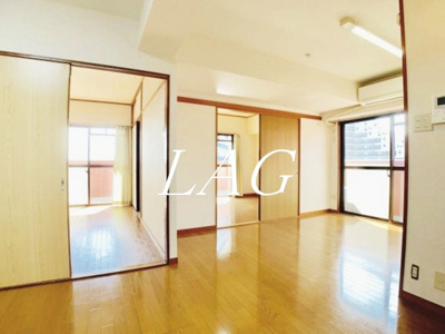 【居間・リビング】 | シャルム・Ｋ・カーサ | 洋室のお部屋です。