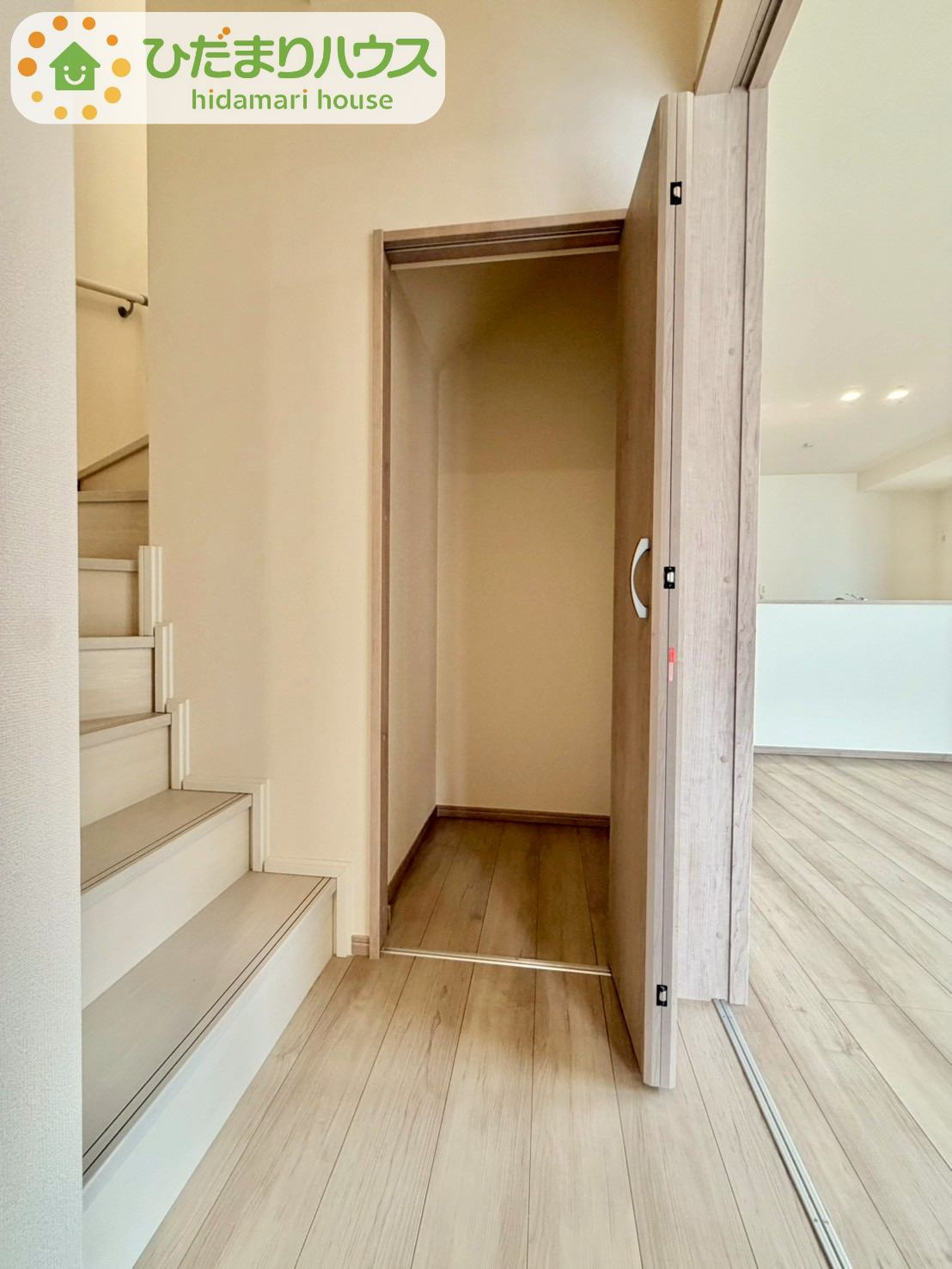 野田山崎2工区　新築戸建　2-G号棟の収納|ちょこっとした収納があることで、消耗品のストックをするのにも便利です☆								
