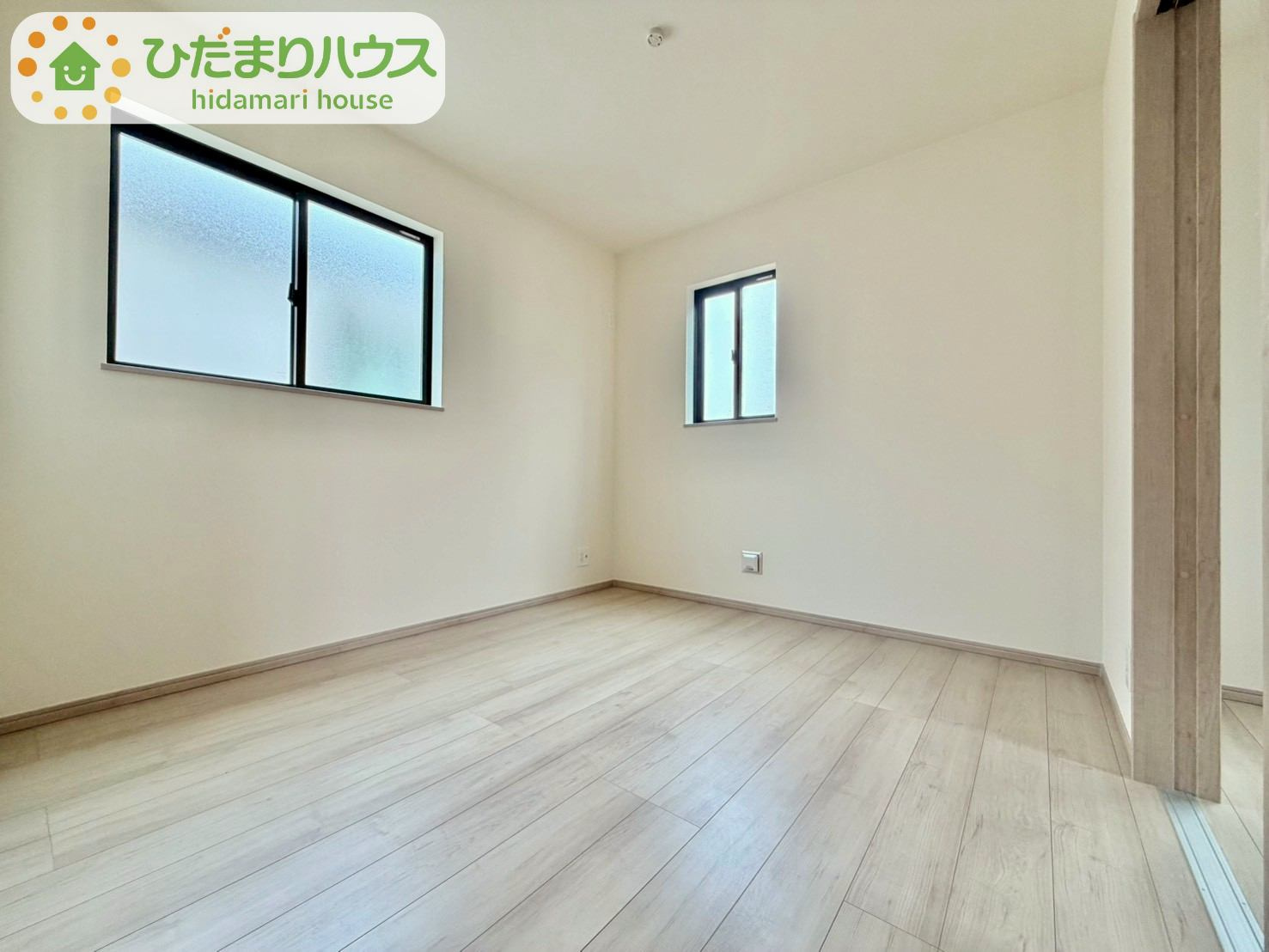 野田山崎2工区　新築戸建　2-G号棟の洋室|机にベットを置けば子供部屋の完成です！					
