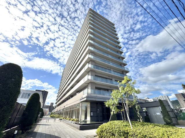 アルファパーク栗林駅南