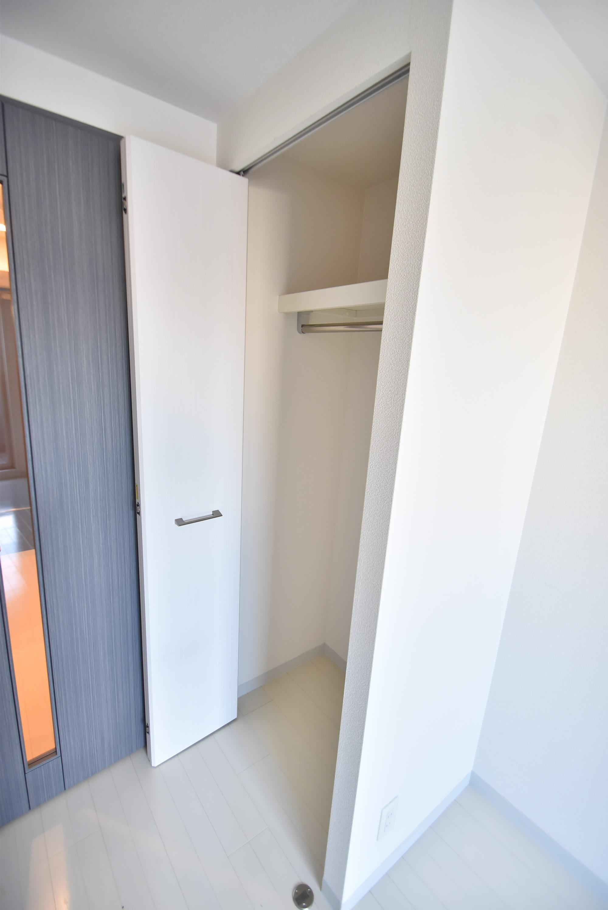 大阪市都島区都島南通２丁目の賃貸マンションの収納