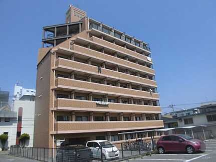 ライオンズマンション空港通りの外観