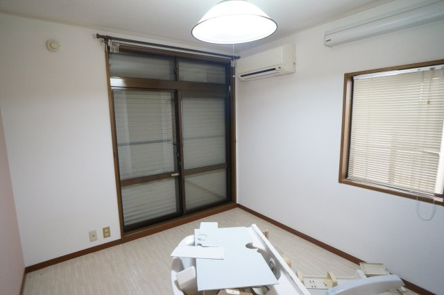 シャトー福岡の洋室